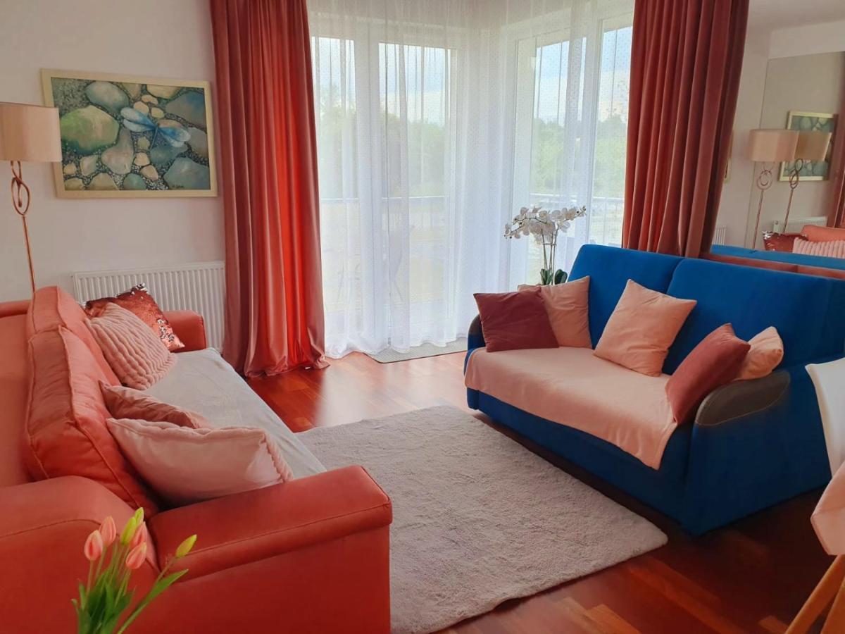 Apartament Comfort I Kolobrzeg Ngoại thất bức ảnh
